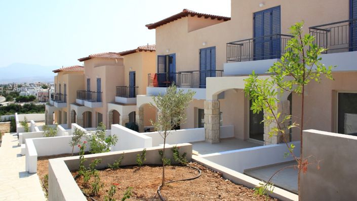 Image No.14-2 Bed Townhouse for sale