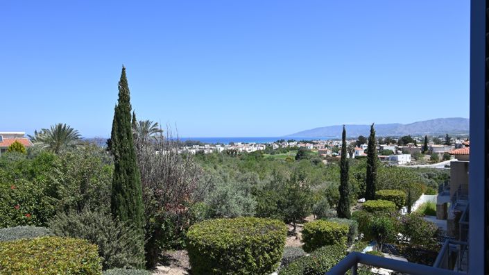 Image No.2-2 Bed Townhouse for sale