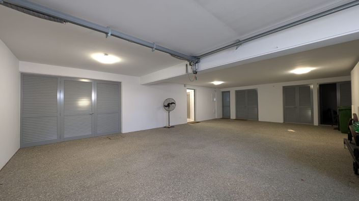 Image No.30-3 Bed Villa for sale