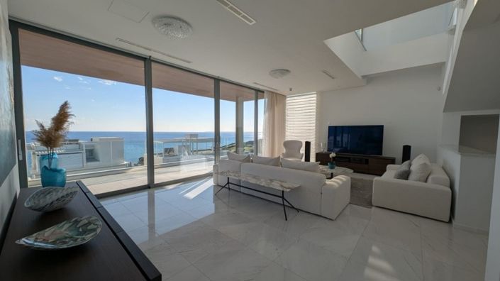 Image No.8-3 Bed Villa for sale