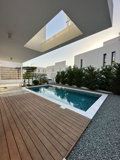 Image No.2-3 Bed Villa for sale