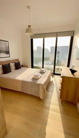 Image No.7-3 Bed Villa for sale