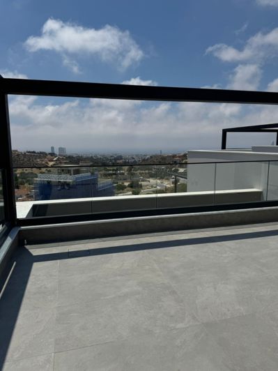 Image No.17-3 Bed Property for sale