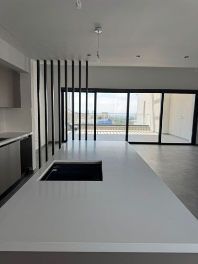 Image No.6-3 Bed Property for sale