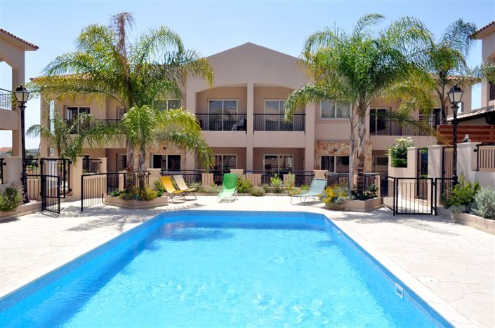 Image No.2-3 Bed Townhouse for sale