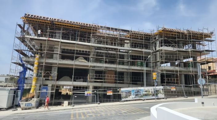 Image No.25-3 Bed Property for sale