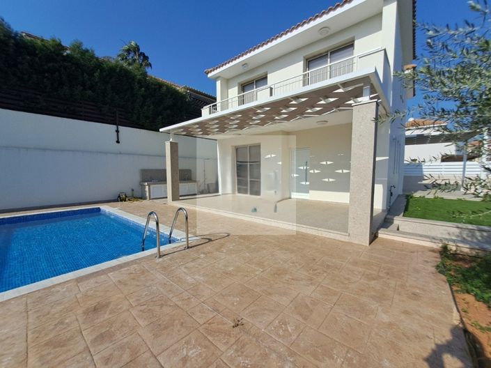 Image No.2-3 Bed Villa for sale