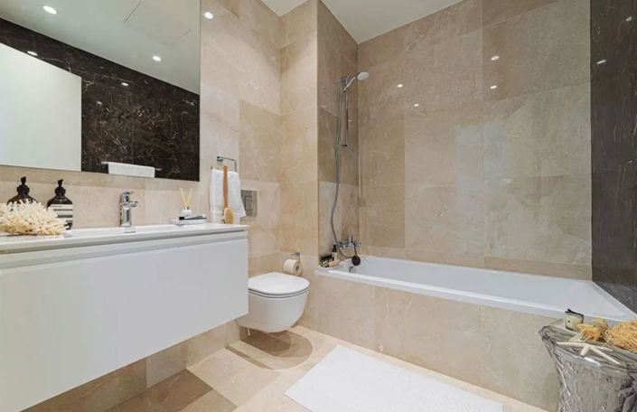 Image No.13-4 Bed Property for sale