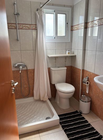 Image No.25-2 Bed Apartment for sale