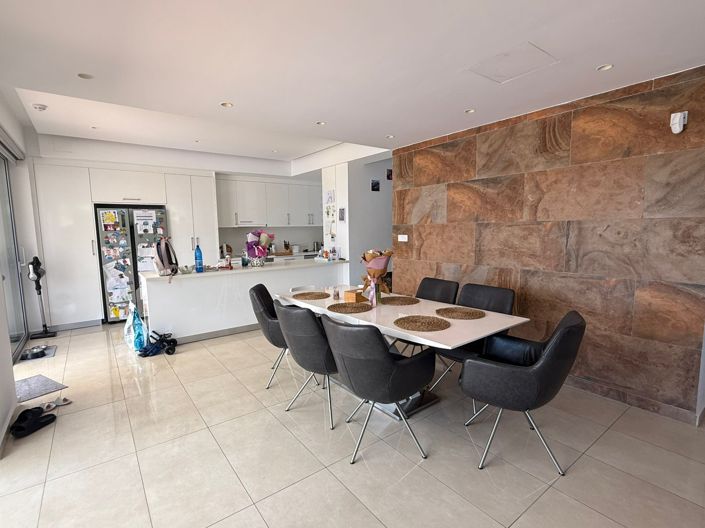 Image No.6-4 Bed Villa for sale