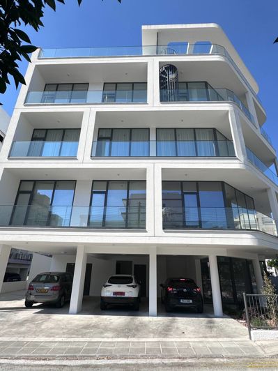 Image No.1-3 Bed Property for sale