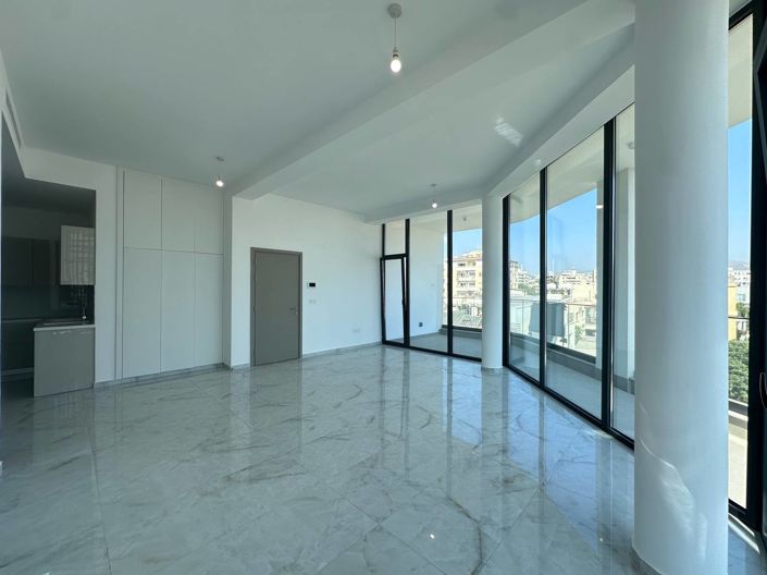 Image No.10-3 Bed Property for sale