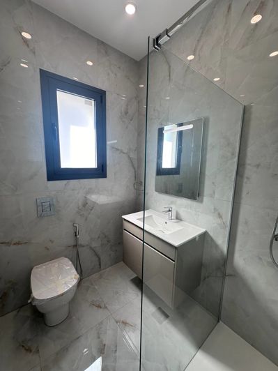 Image No.18-3 Bed Property for sale