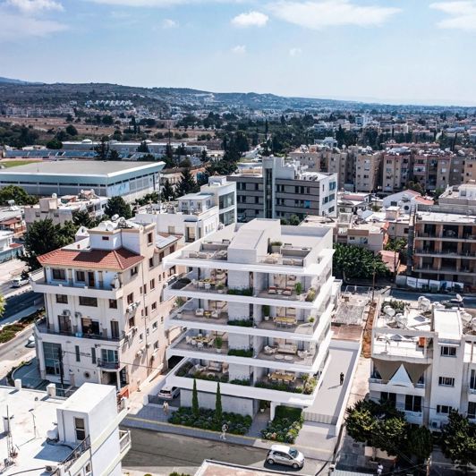 Image No.12-2 Bed Property for sale