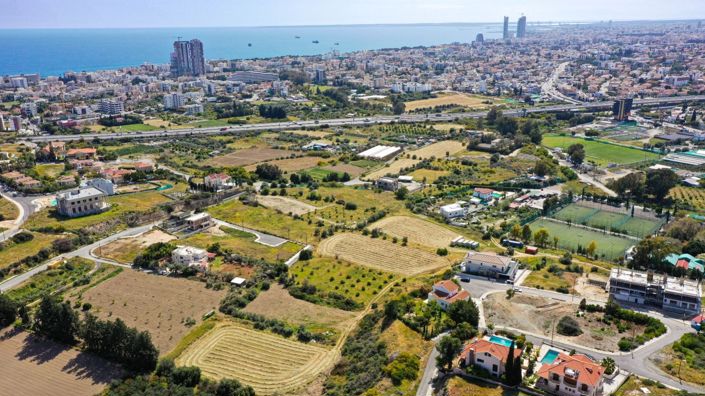 Image No.1-3 Bed Villa for sale