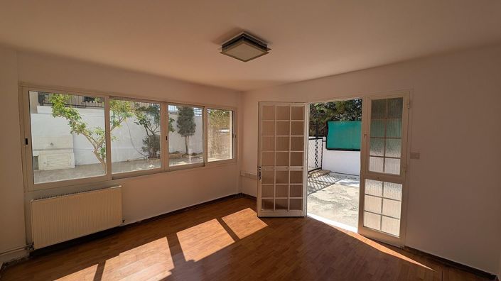 Image No.7-8 Bed Apartment for sale