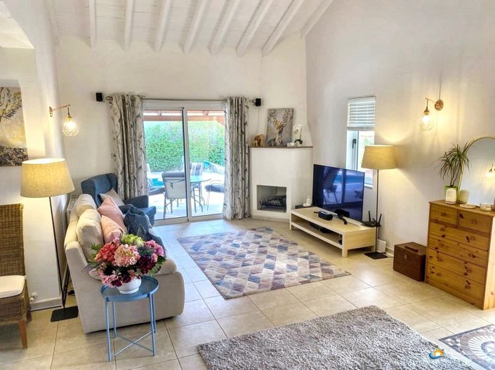 Image No.3-3 Bed Villa for sale