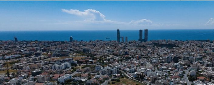 Image No.11-2 Bed Property for sale