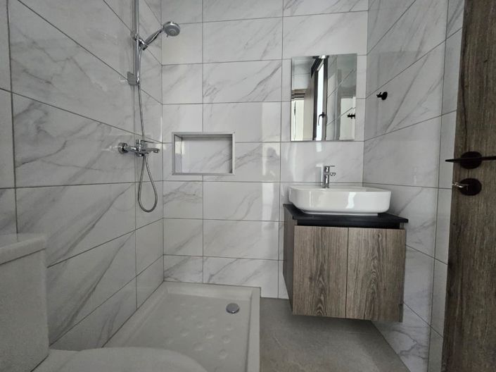 Image No.10-3 Bed Apartment for sale