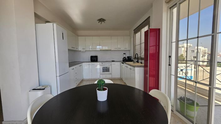 Image No.20-2 Bed Apartment for sale