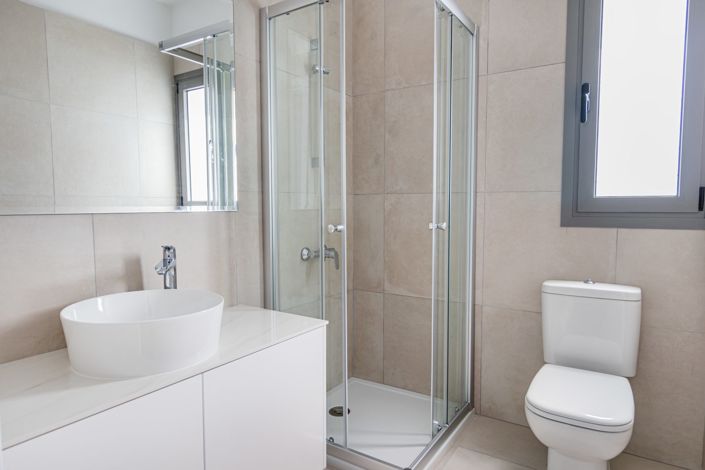 Image No.9-2 Bed Apartment for sale