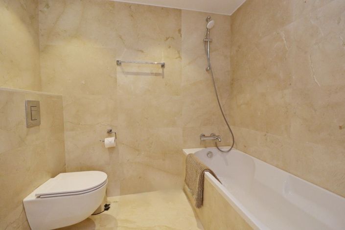 Image No.18-2 Bed Apartment for sale