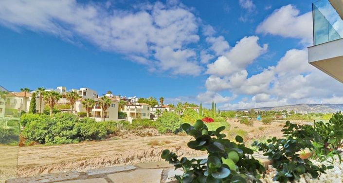 Image No.21-2 Bed Apartment for sale