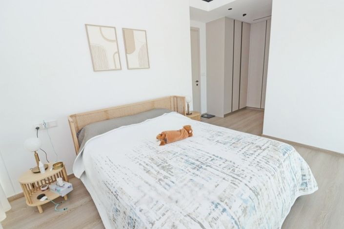 Image No.20-3 Bed Apartment for sale