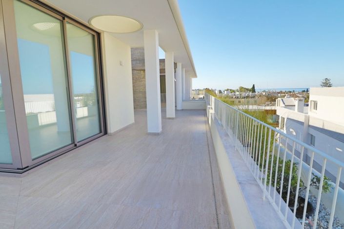 Image No.28-3 Bed Apartment for sale