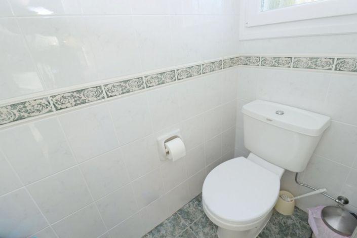 Image No.10-2 Bed Bungalow for sale