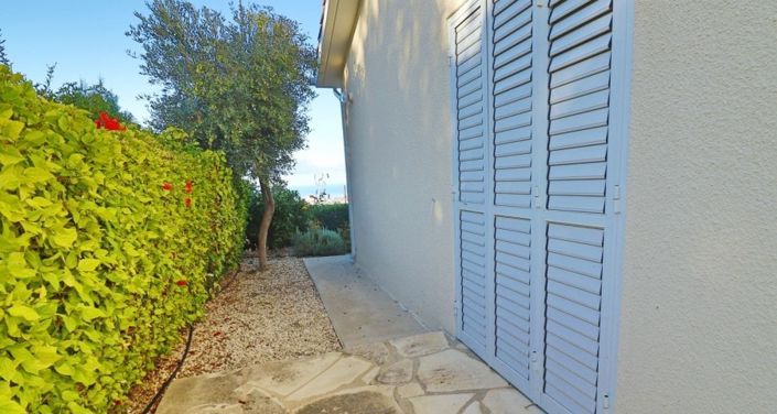 Image No.19-2 Bed Bungalow for sale