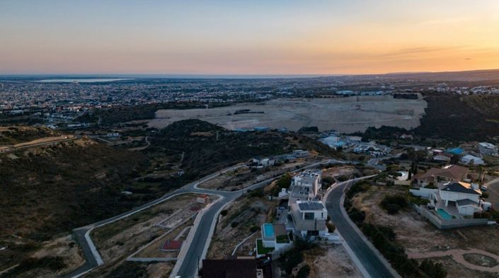 Image No.7-4 Bed Villa for sale