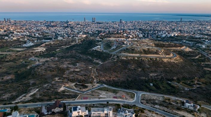 Image No.9-4 Bed Villa for sale