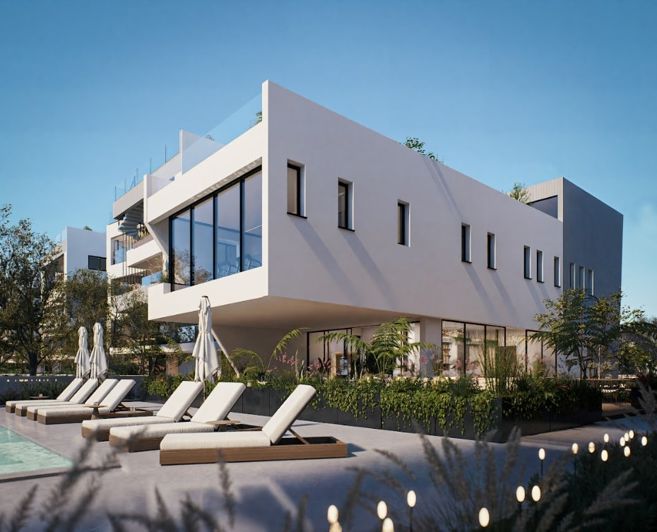 Image No.3-3 Bed Property for sale