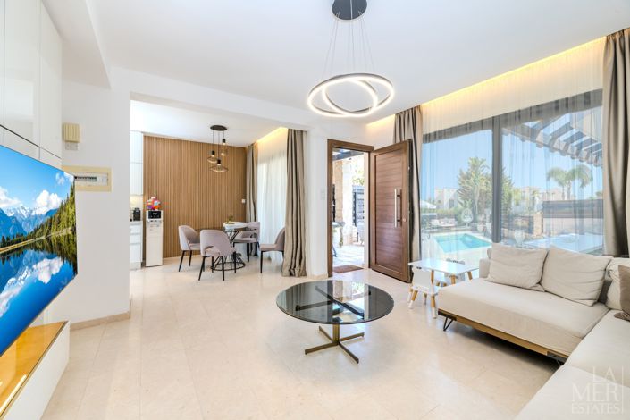 Image No.4-2 Bed Townhouse for sale