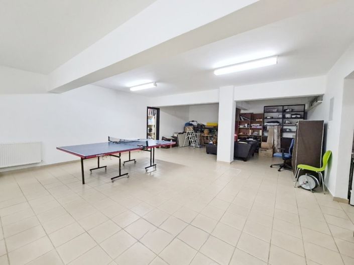 Image No.18-6 Bed Villa for sale