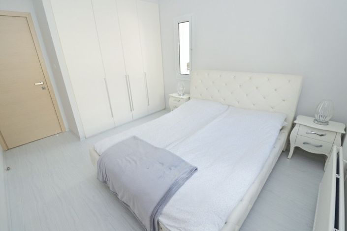 Image No.30-4 Bed Bungalow for sale