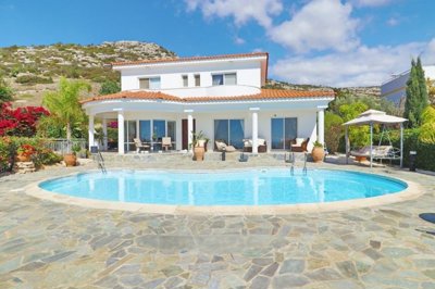 4 Bed Villa for sale