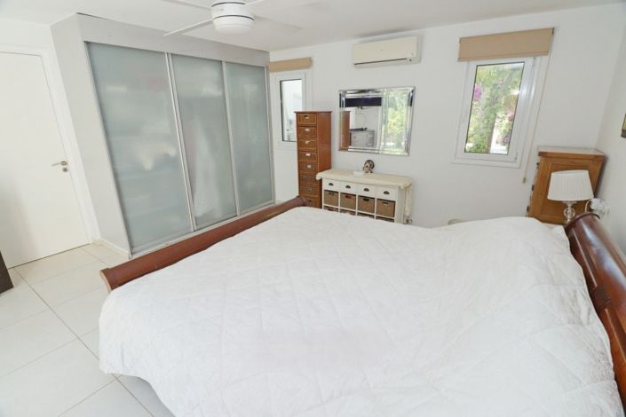 Image No.19-4 Bed Villa for sale