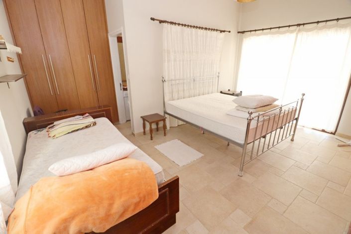 Image No.19-2 Bed Bungalow for sale