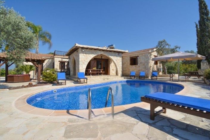 Image No.20-3 Bed Villa for sale