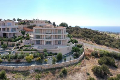 5 Bed Villa for sale