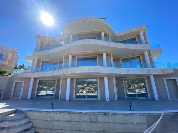 Image No.11-5 Bed Villa for sale