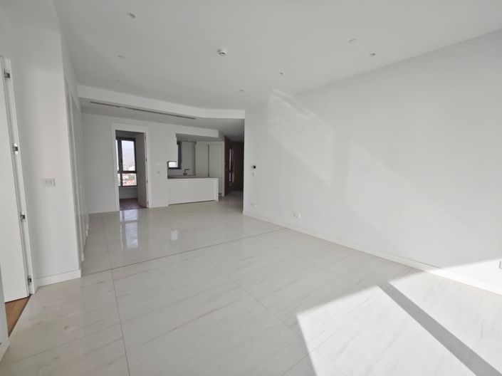 Image No.26-2 Bed Apartment for sale