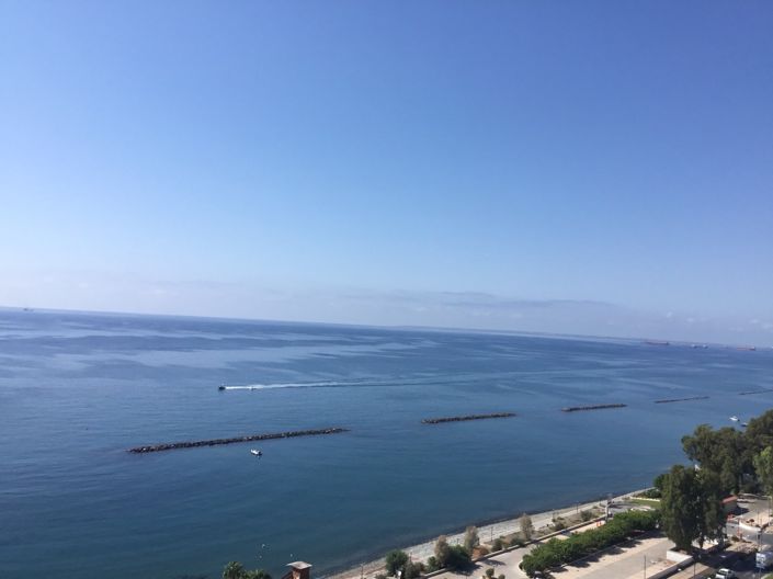 Image No.18-3 Bed Property for sale