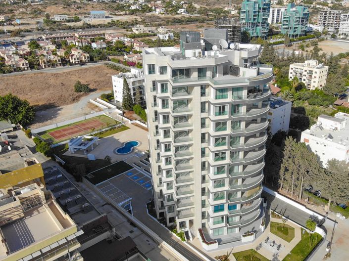 Image No.27-3 Bed Property for sale