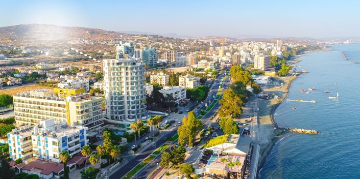 Image No.5-3 Bed Property for sale