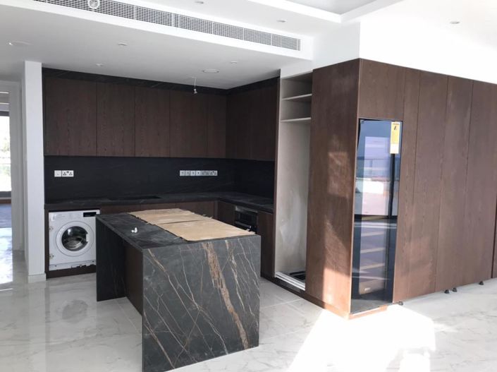 Image No.8-3 Bed Property for sale