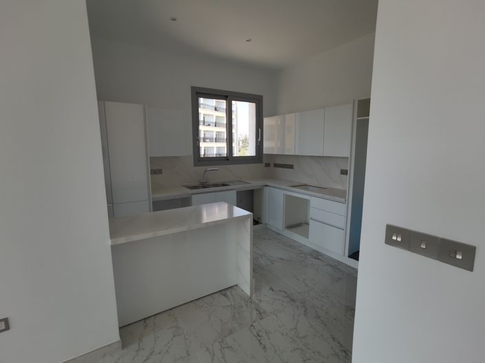 Image No.13-2 Bed Apartment for sale