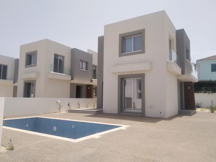 Image No.1-3 Bed Villa for sale